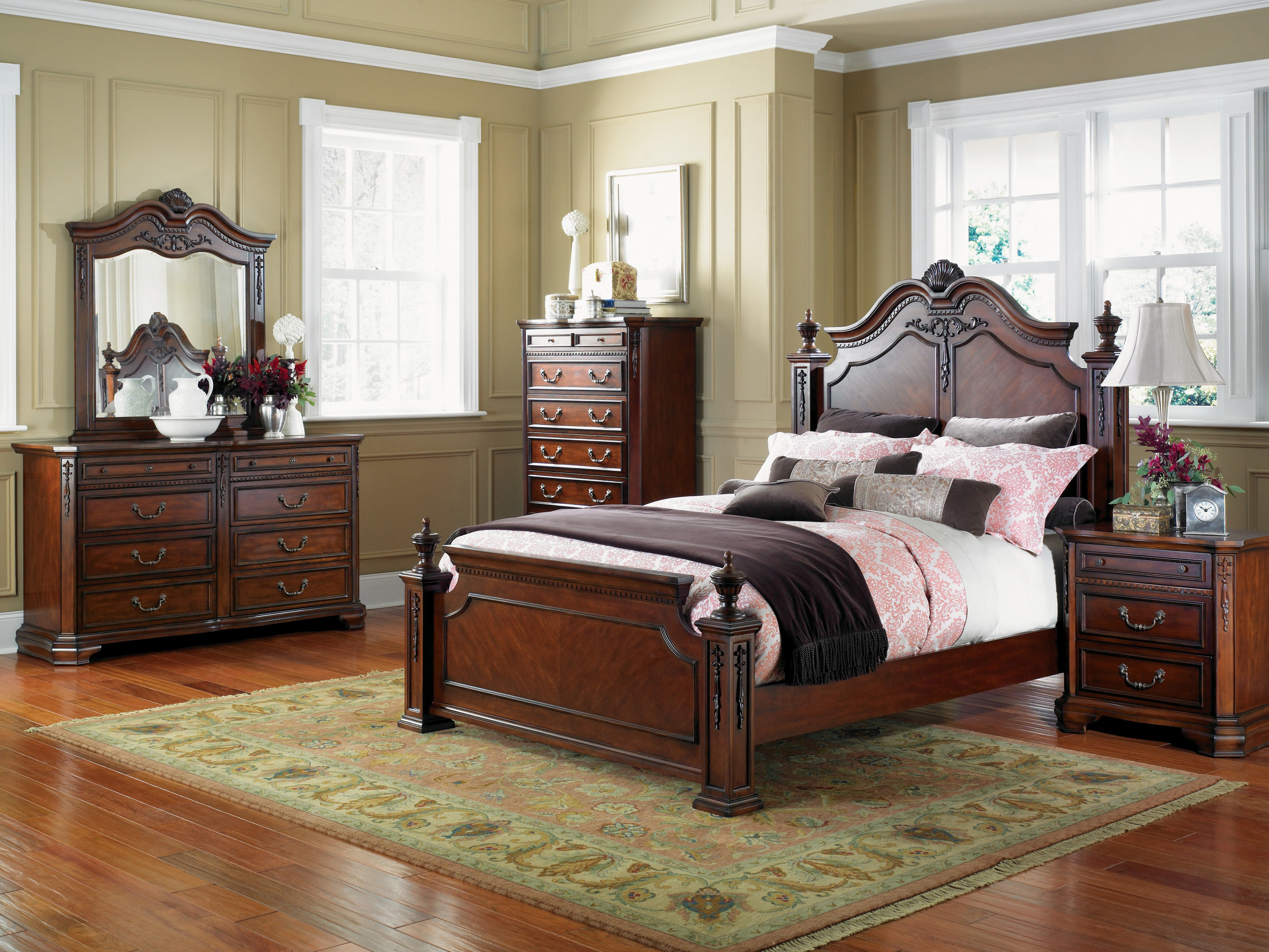 Bedroom Furniture Couch photo - 2