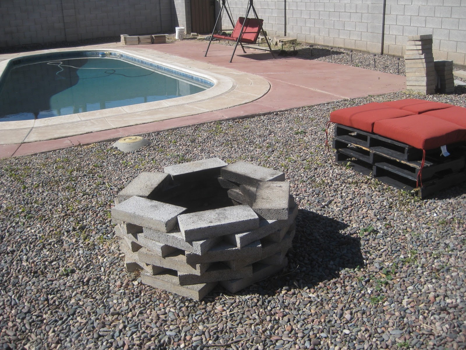 Build Paver Fire Pit Design And Ideas, How To Build A Square Fire Pit With Pavers