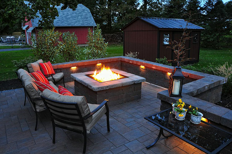 Outdoor Fire Pit And Patio Ideas, Square Patio Fire Pit Ideas