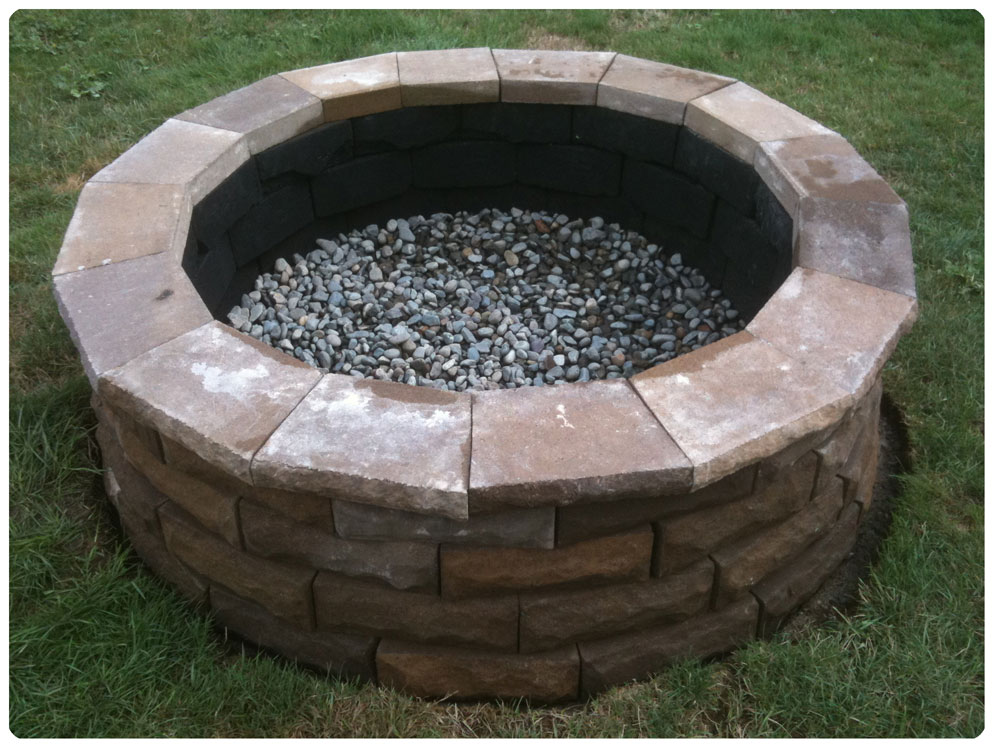 Paver Fire Pit Design And Ideas, Can I Build A Fire Pit On Pavers