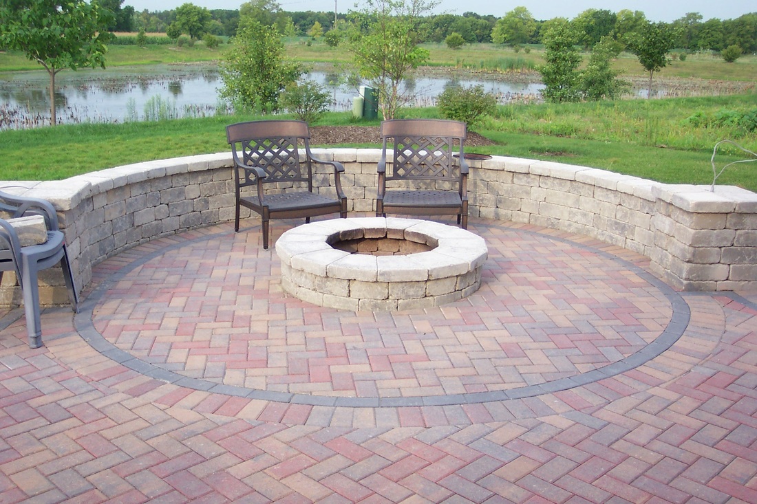 Brick Patio Fire Pit Ideas Design And, Best Type Of Brick For Fire Pit